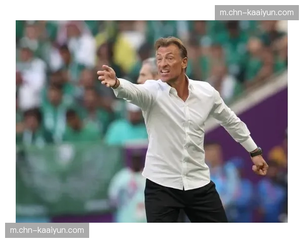 沙特队风格契合勒纳尔理念 防守纪律严明中场绞杀快速转换高效反击